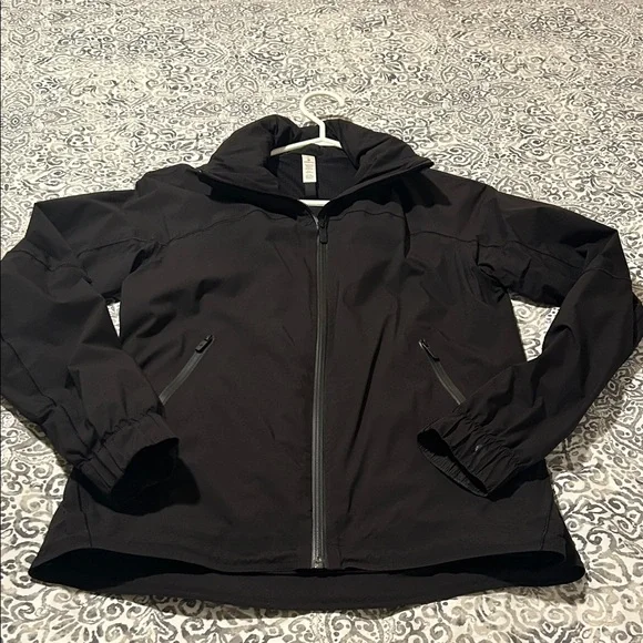 Lululemon Rain Jacket - Picture 1 of 8